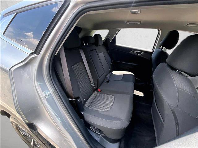 Used 2023 Kia Sportage LX FWD image 29