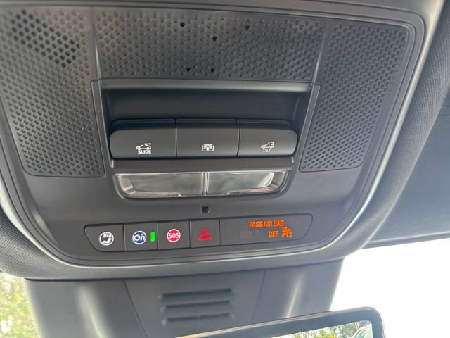 New 2025 Chevrolet Equinox EV RS w/ Active Safety Package 3 AWD/4WD image 32