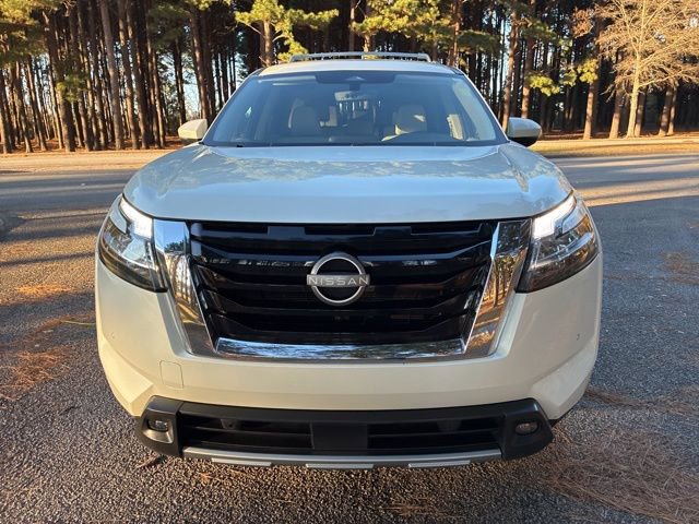Used 2023 Nissan Pathfinder SL image 8
