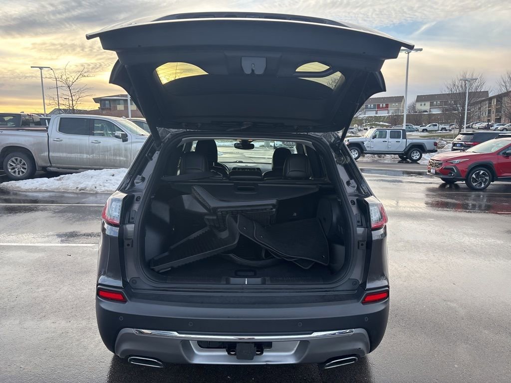 Used 2022 Jeep Cherokee Limited w/ Sun & Sound Group image 12