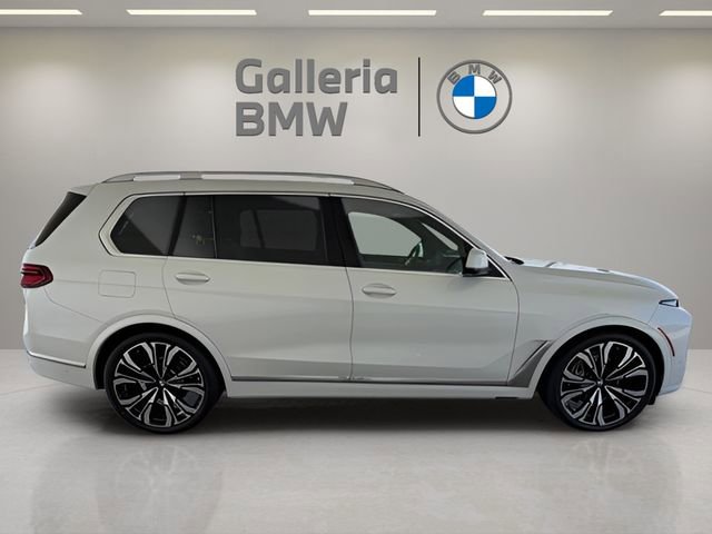 Certified 2023 BMW X7 xDrive40i w/ Premium Package image 7