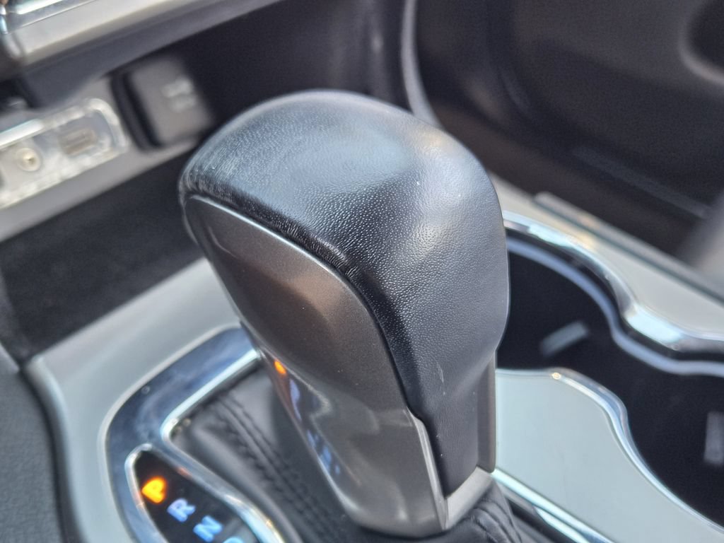 Used 2021 Jeep Grand Cherokee Limited w/ Sun & Sound Group RWD image 25