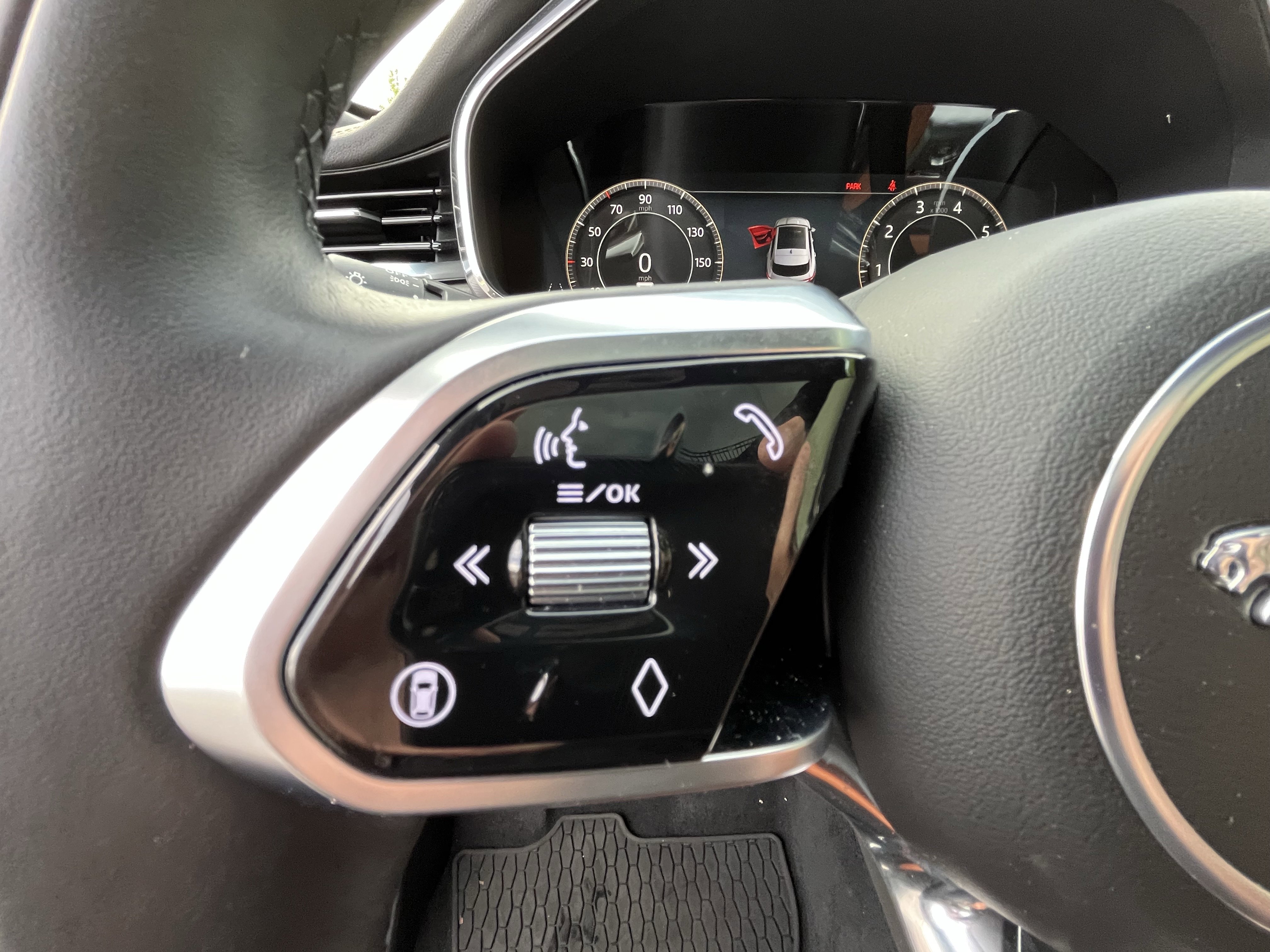 Used 2026 Jaguar F-PACE R-Dynamic S AWD/4WD image 19