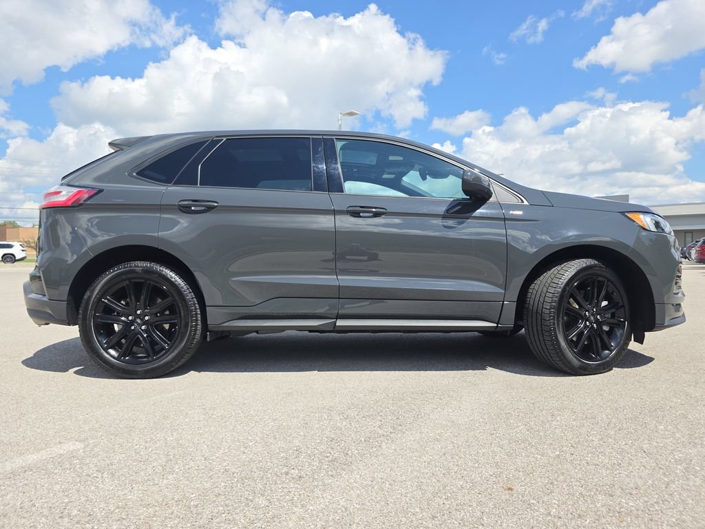 Used 2021 Ford Edge ST-Line AWD/4WD image 12