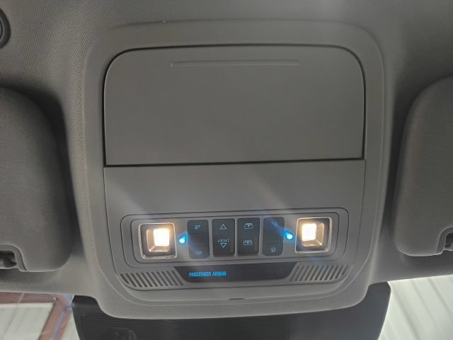 Used 2021 Ford Explorer XLT w/ Equipment Group 202A AWD/4WD image 31