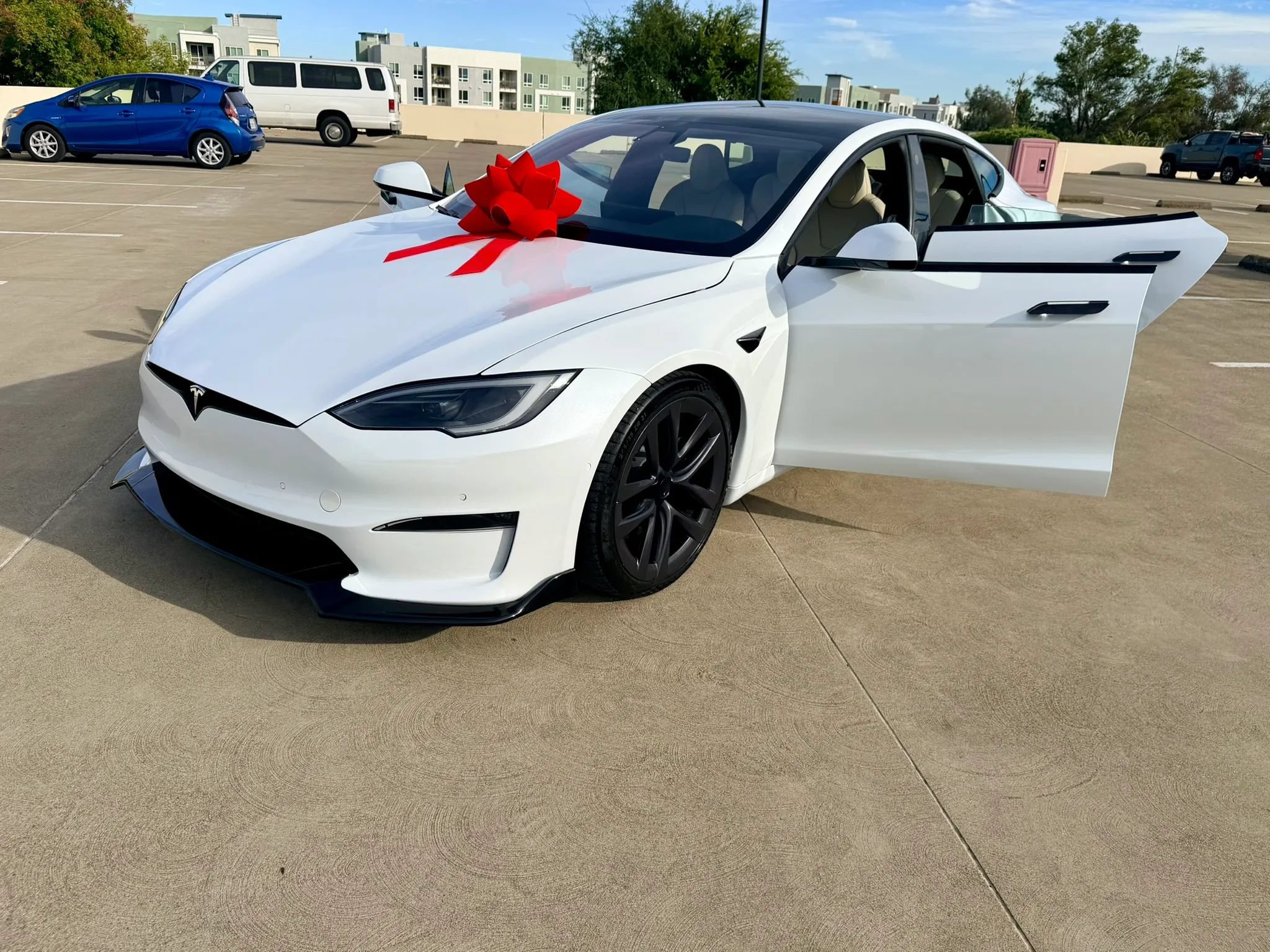 Used 2022 Tesla Model S Standard Range AWD/4WD image 83