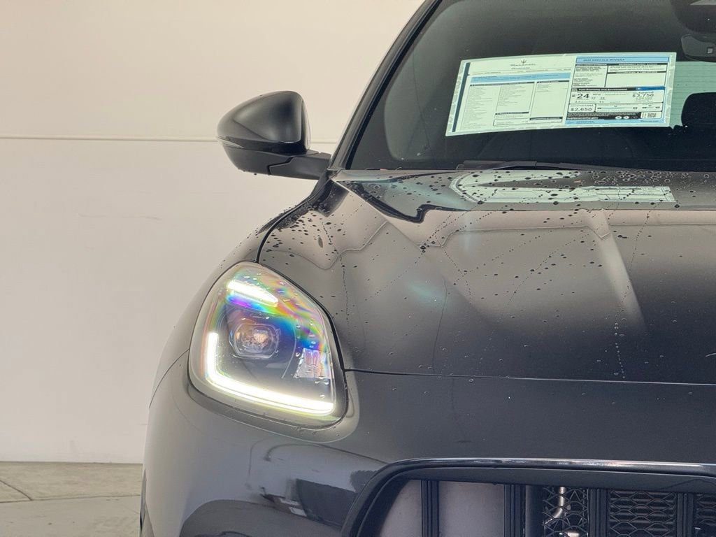 New 2025 Maserati Grecale Modena image 28