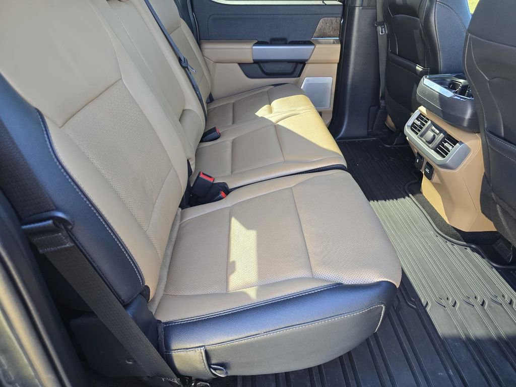 Used 2021 Ford F150 Lariat w/ Equipment Group 502A High image 22