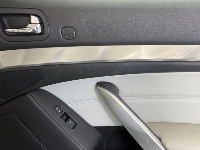 Used 2009 INFINITI G37 Convertible w/ Premium Pkg RWD image 25