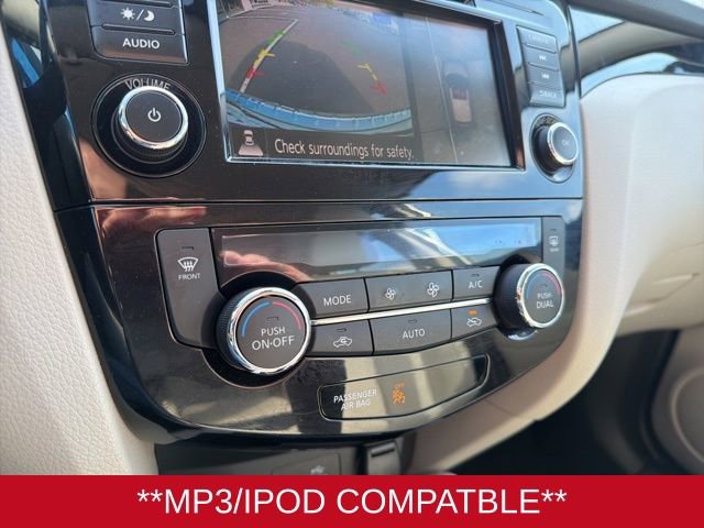 Used 2022 Nissan Rogue Sport SL image 18