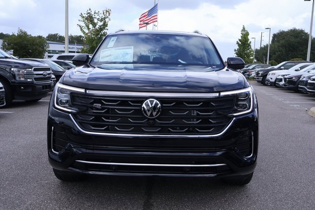 New 2026 Volkswagen Atlas SEL Premium R-Line image 2