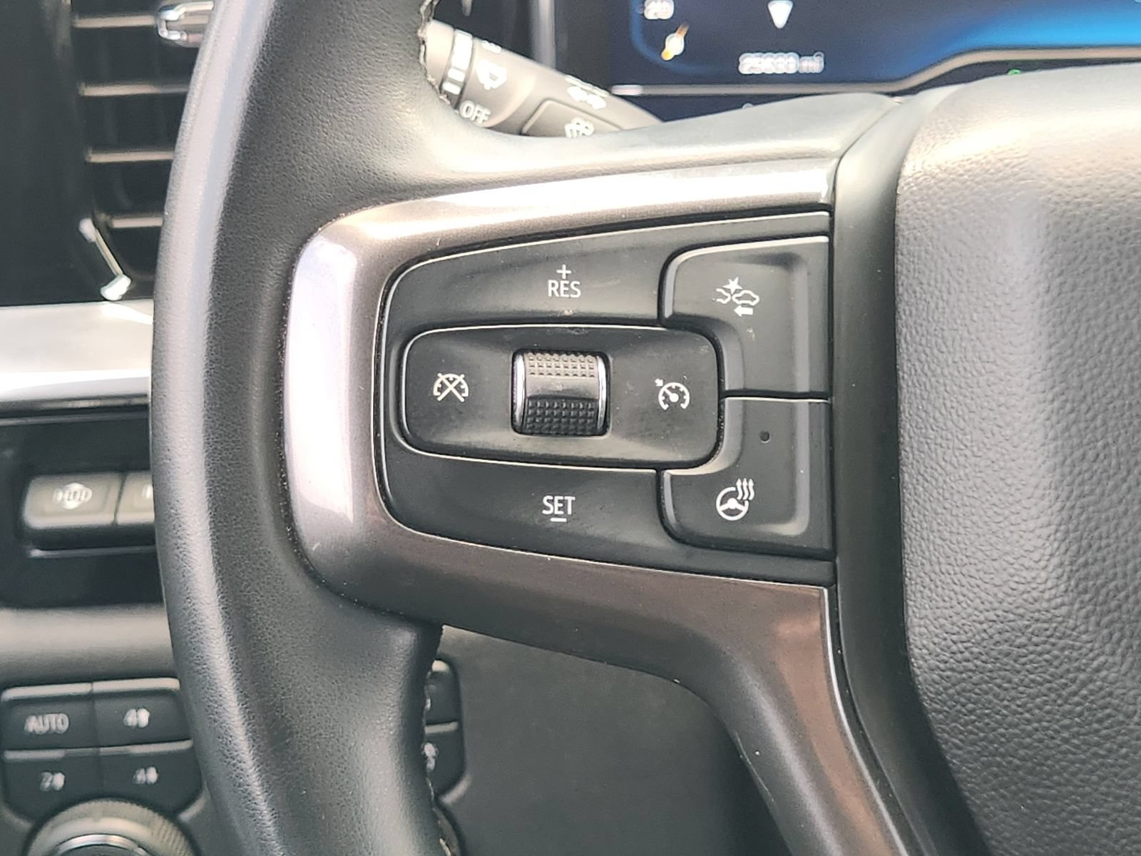 Used 2025 Chevrolet Silverado 3500 High Country w/ High Country Premium Package AWD/4WD image 31