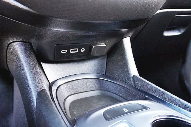 Used 2023 Chevrolet Malibu LT w/ Sport Edition image 27