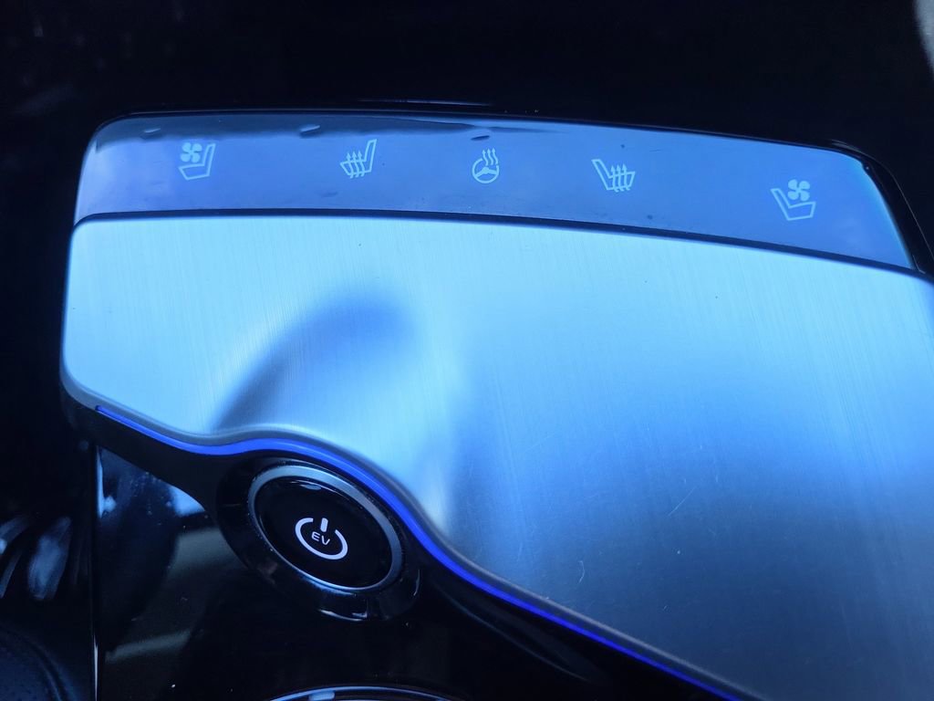 Used 2022 Kia EV6 GT-Line w/ First Edition Package AWD/4WD image 21