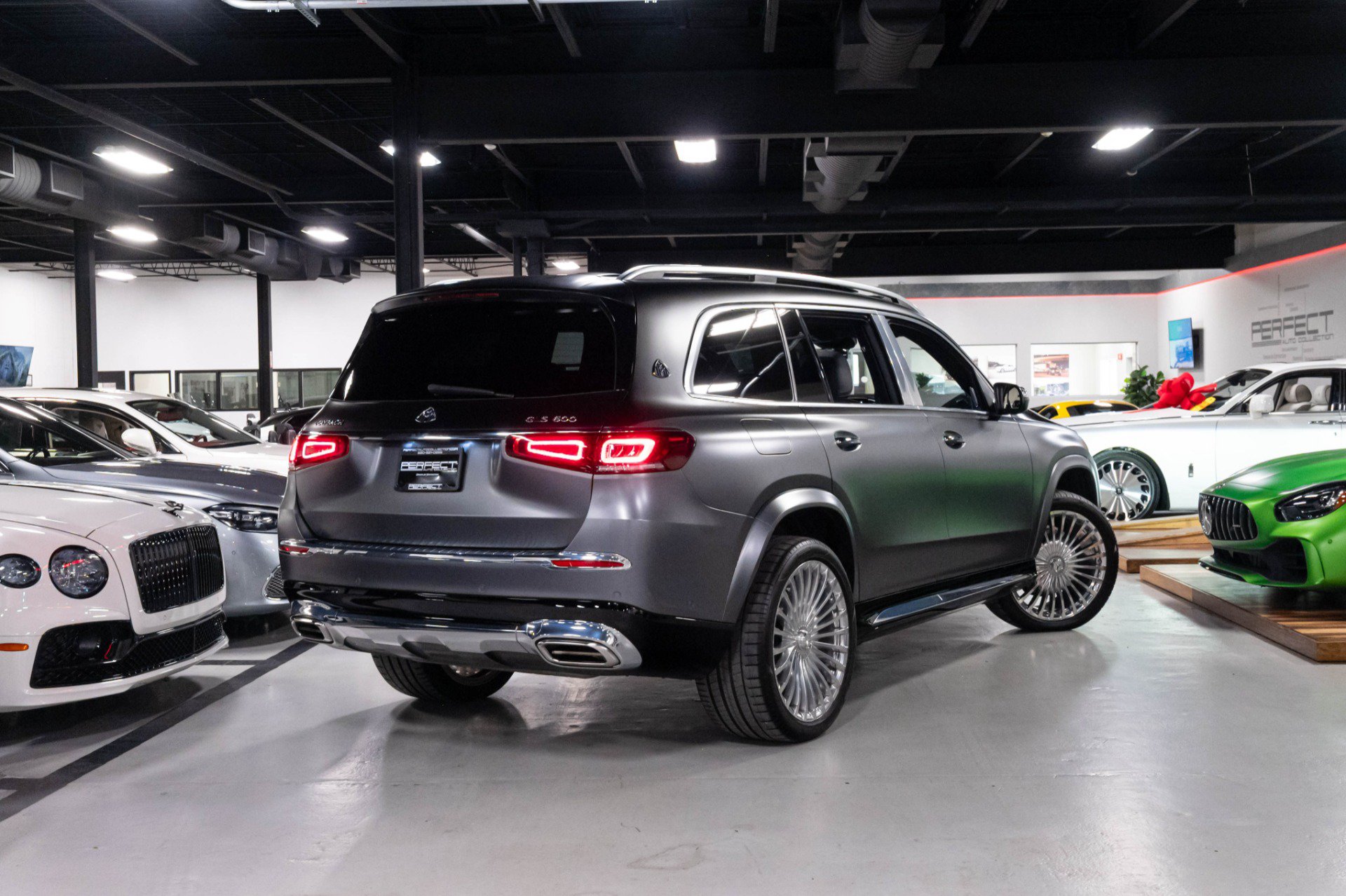 Used 2022 Mercedes-Benz Maybach GLS 600 4MATIC image 97