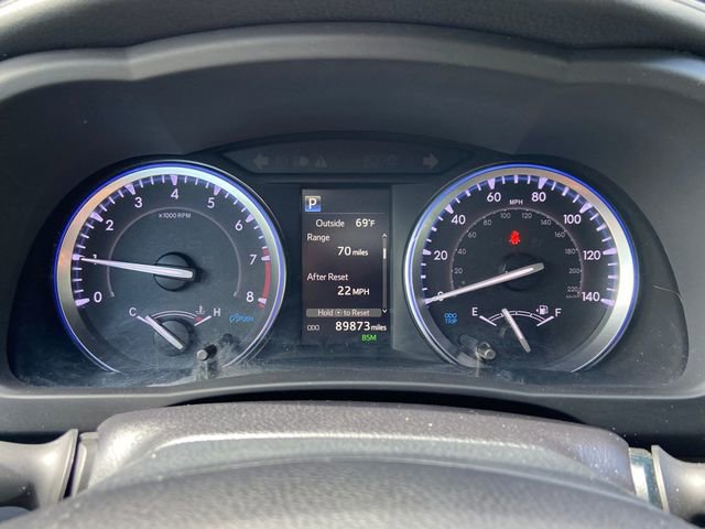 Used 2019 Toyota Highlander SE w/ Protection Package #3 AWD/4WD image 18