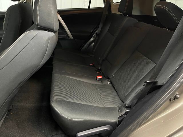 Used 2015 Toyota RAV4 XLE image 18