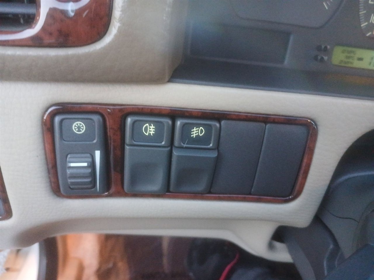 Used 1999 Volvo C70 LT image 60