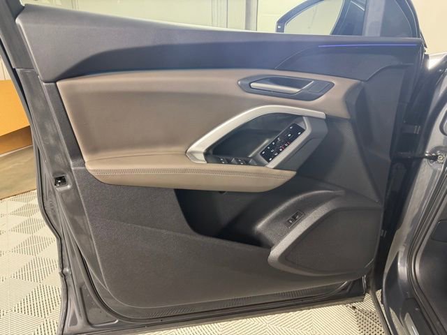 Used 2025 Audi Q5 Premium w/ Convenience Package AWD/4WD image 20