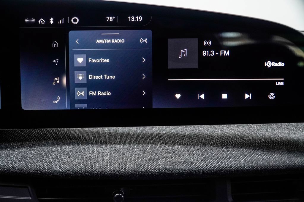 Used 2024 Lucid Air Pure RWD image 30