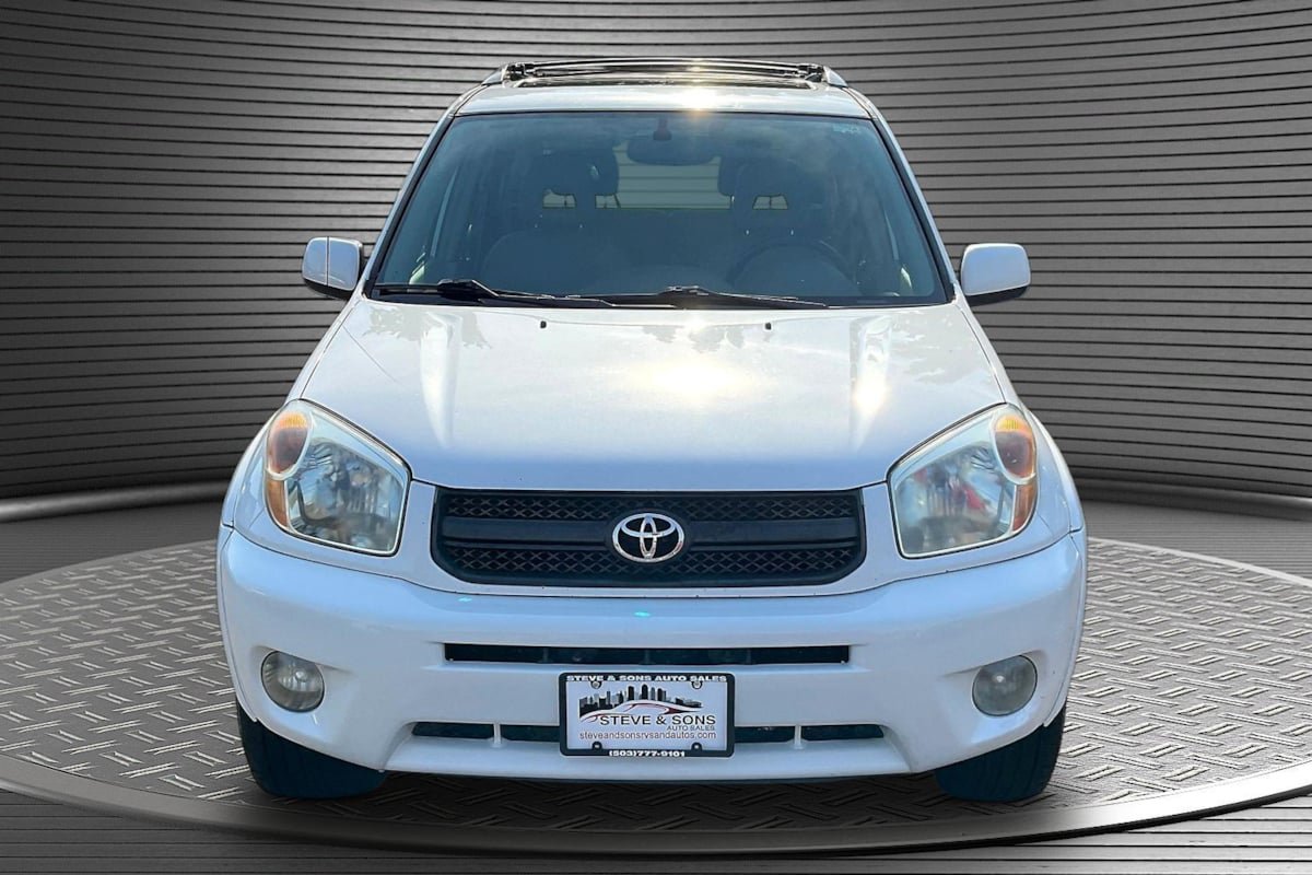 Used 2004 Toyota RAV4 4WD image 2