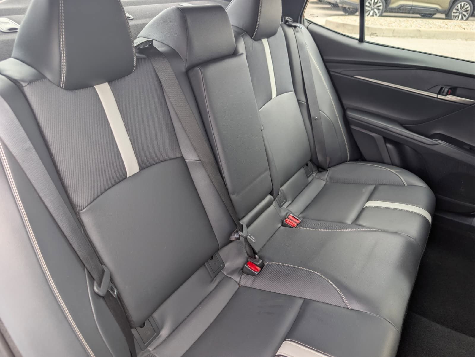 Used 2025 Toyota Camry SE FWD image 32