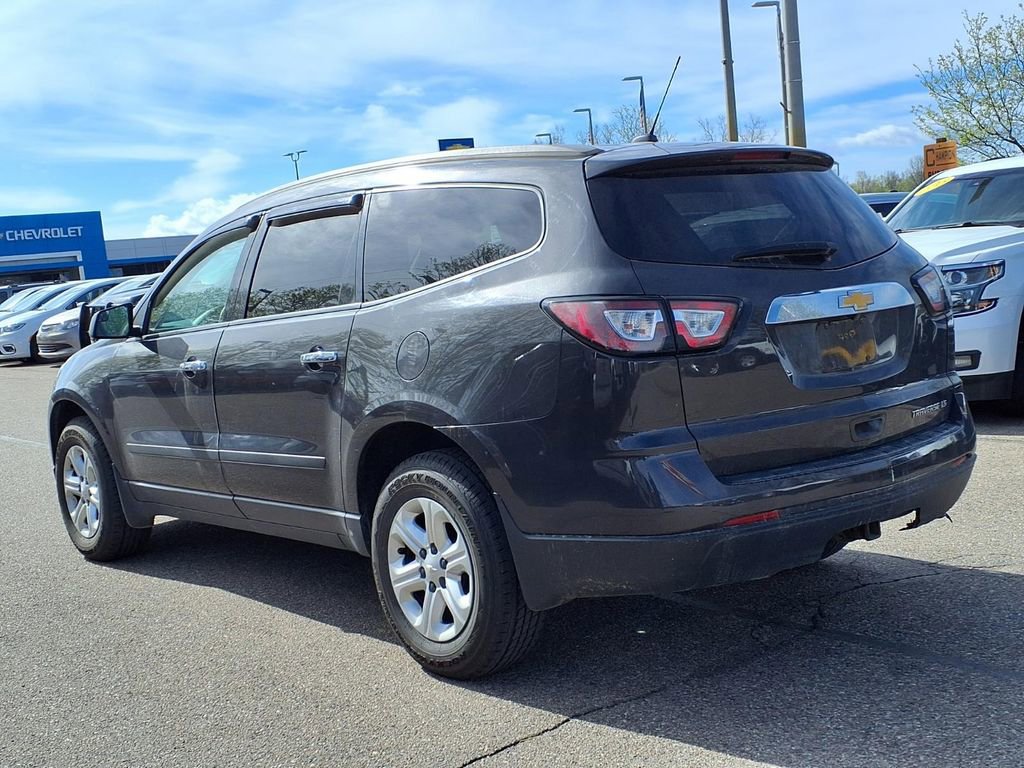 Used 2013 Chevrolet Traverse LS FWD image 6