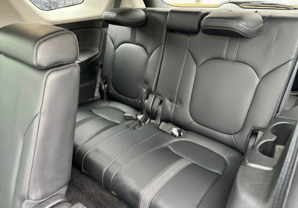 Used 2023 Honda Pilot EX-L image 12