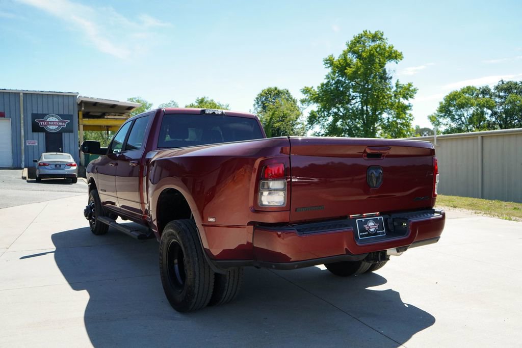Used 2020 RAM 3500 Big Horn w/ Night Edition image 4