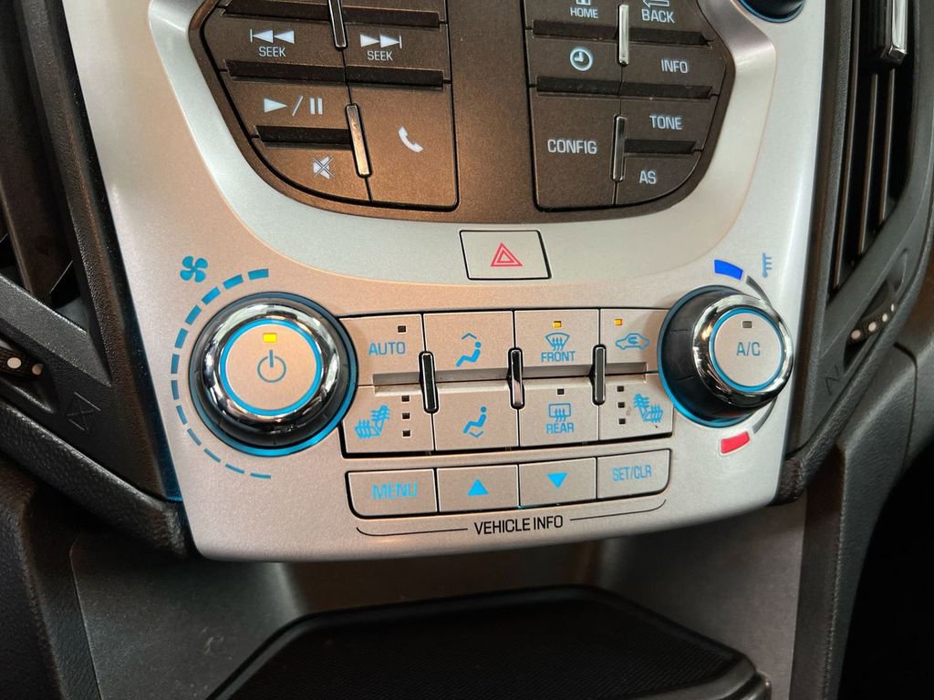 Used 2017 Chevrolet Equinox LT w/ Convenience Package image 16