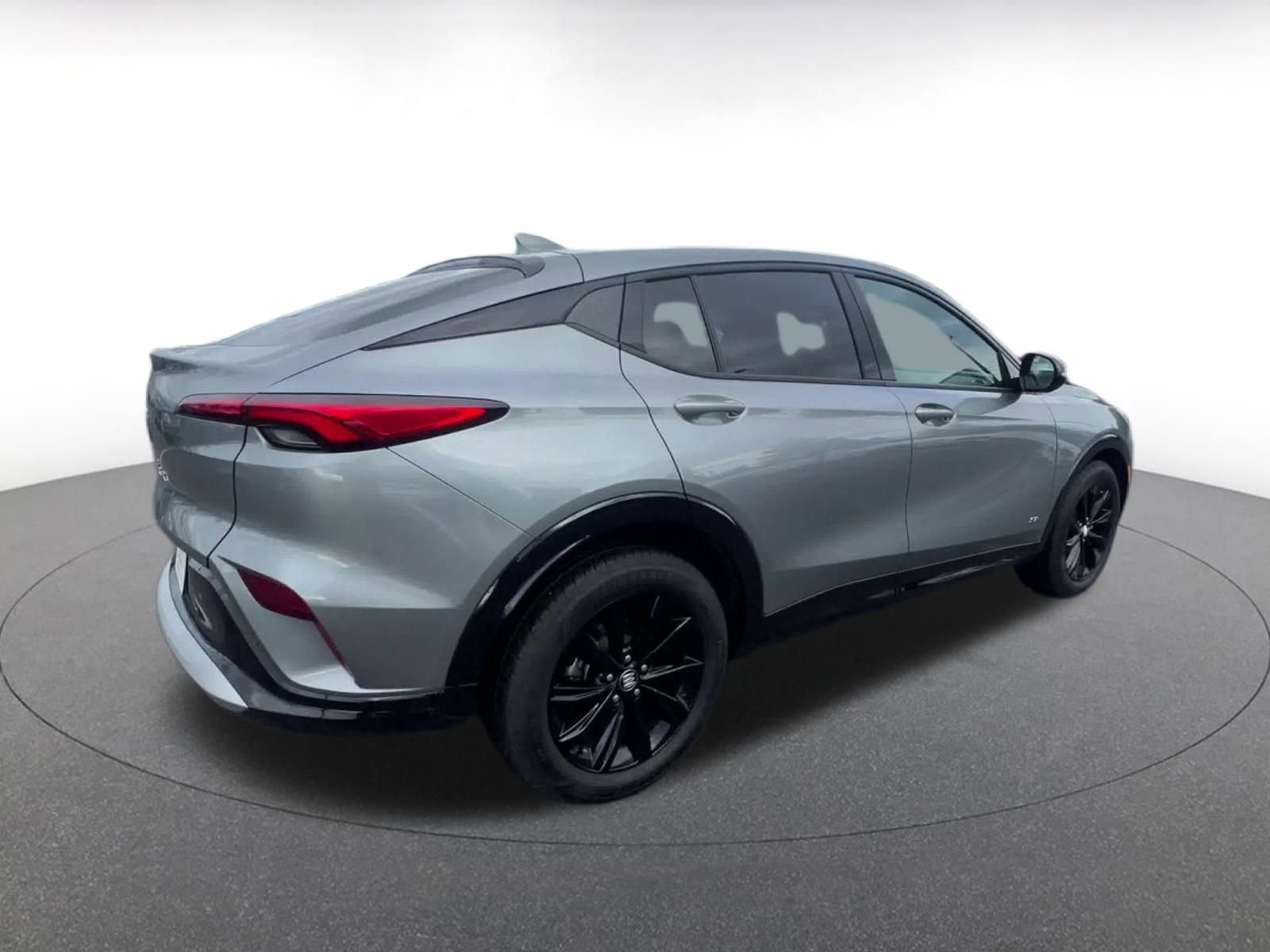 Used 2025 Buick Envista Sport Touring image 14