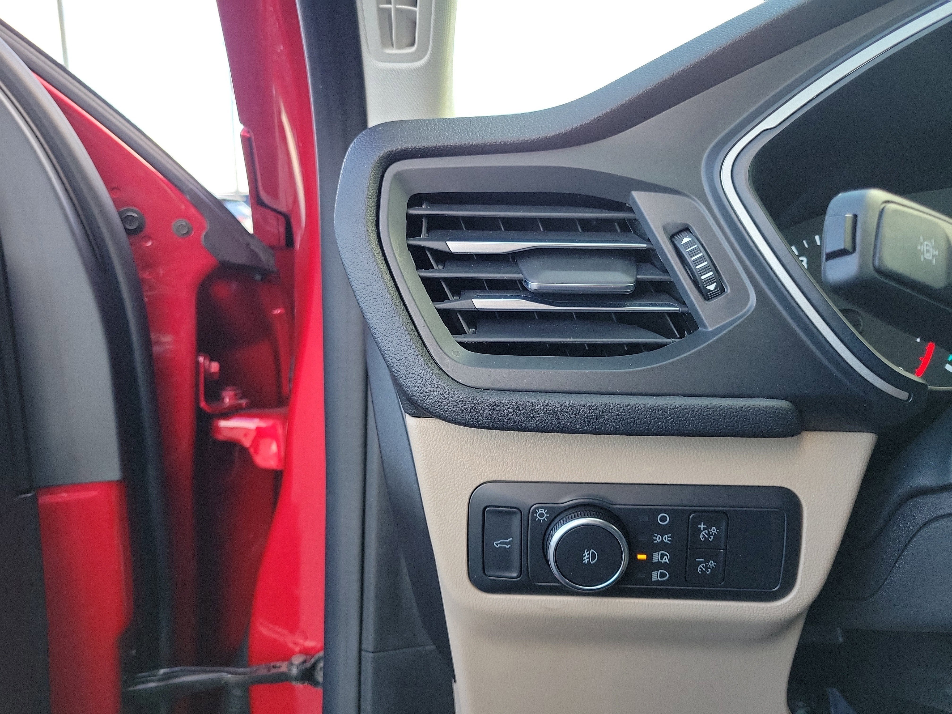 Used 2022 Ford Escape SEL image 20