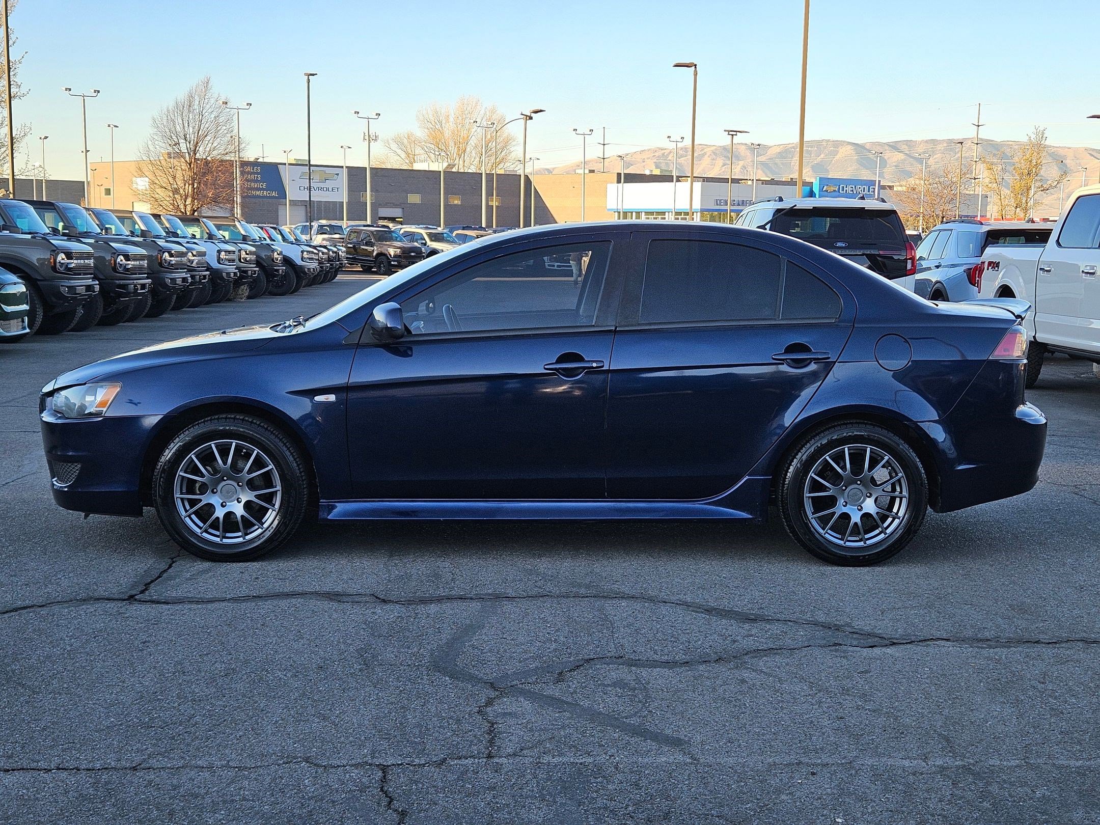 Used 2014 Mitsubishi Lancer ES image 9