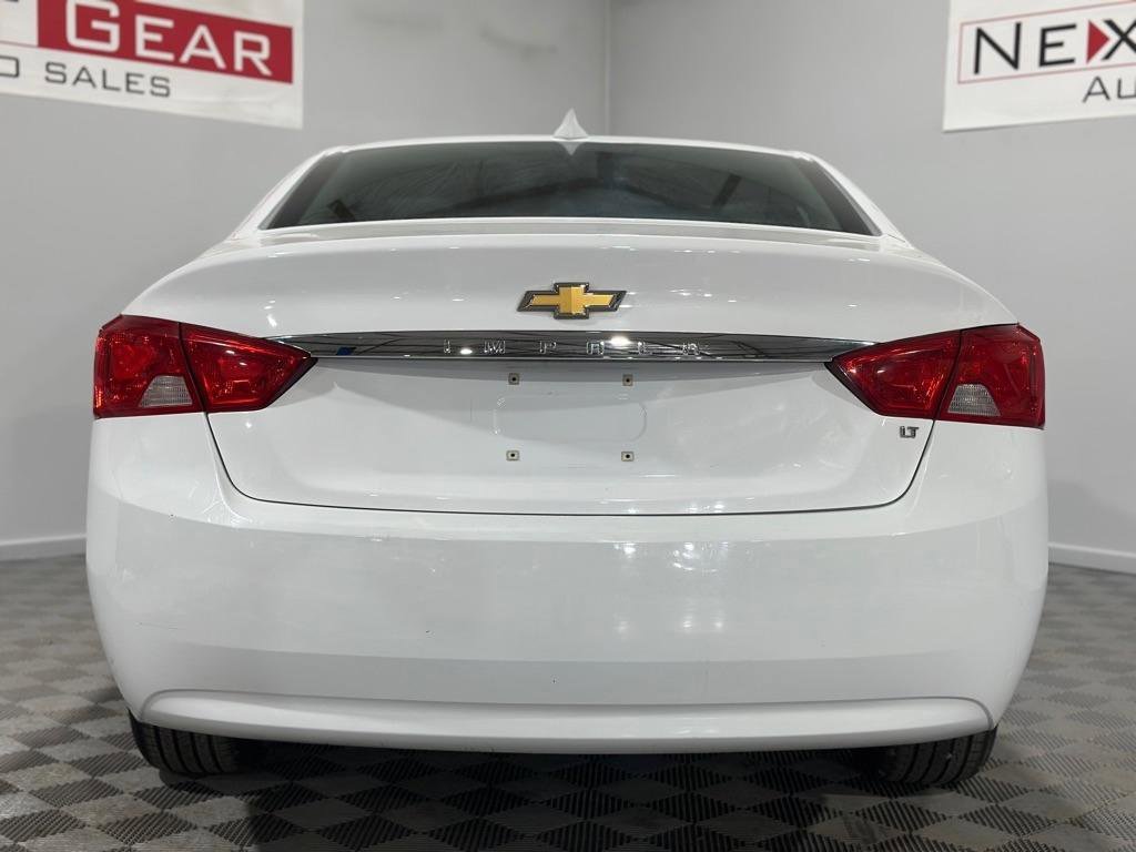 Used 2017 Chevrolet Impala LT FWD image 8