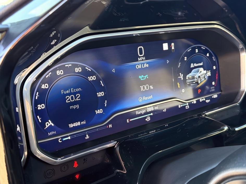 Used 2023 Chevrolet Silverado 1500 High Country w/ Z71 Off-Road Package image 16