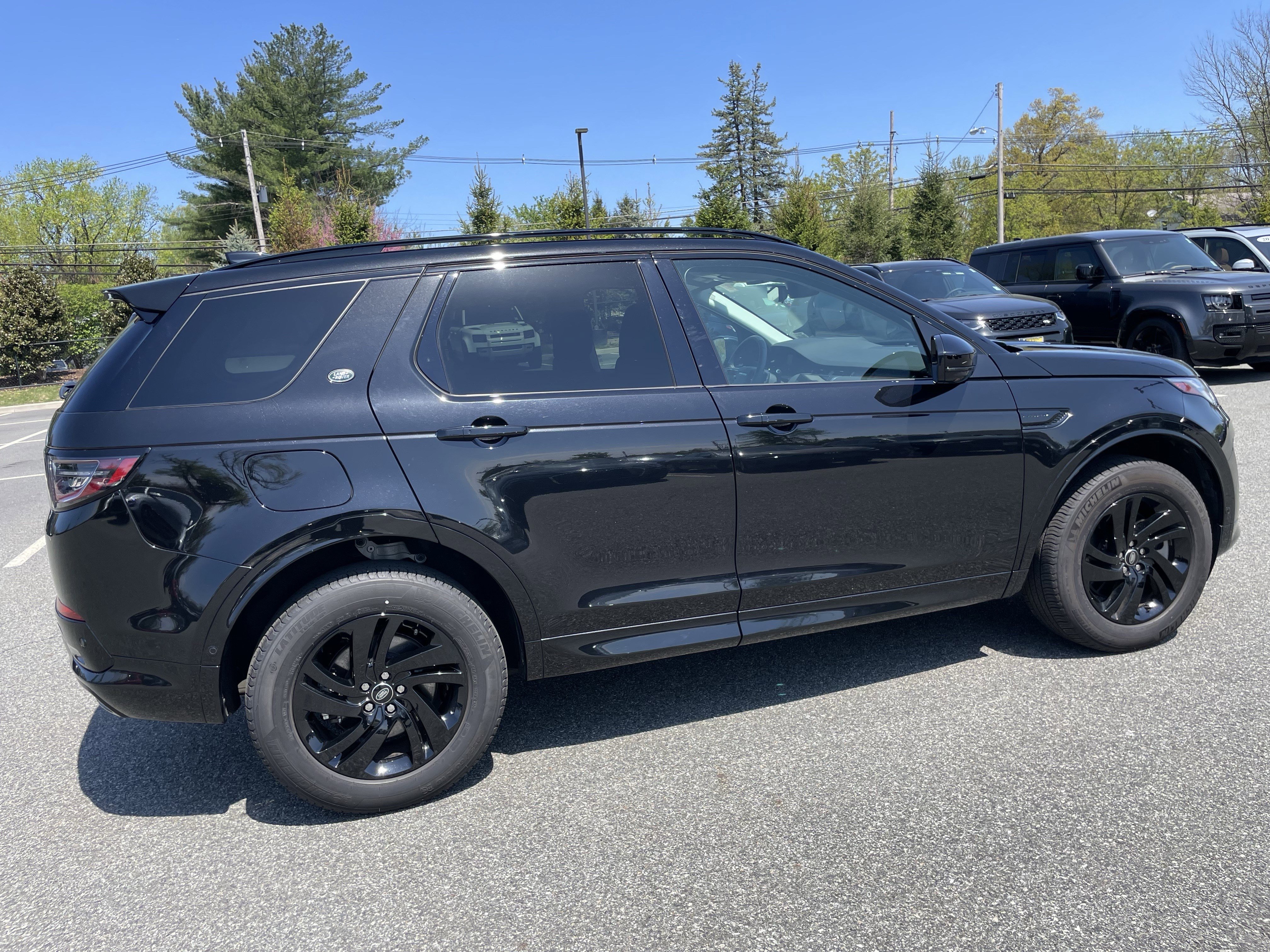 Used 2025 Land Rover Discovery Sport S AWD/4WD image 7