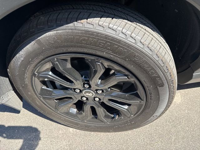 Used 2024 Ford Bronco Sport Outer Banks w/ Tech Package image 2