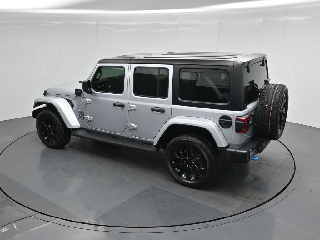 Used 2023 Jeep Wrangler Unlimited Sahara w/ Cold Weather Group image 42