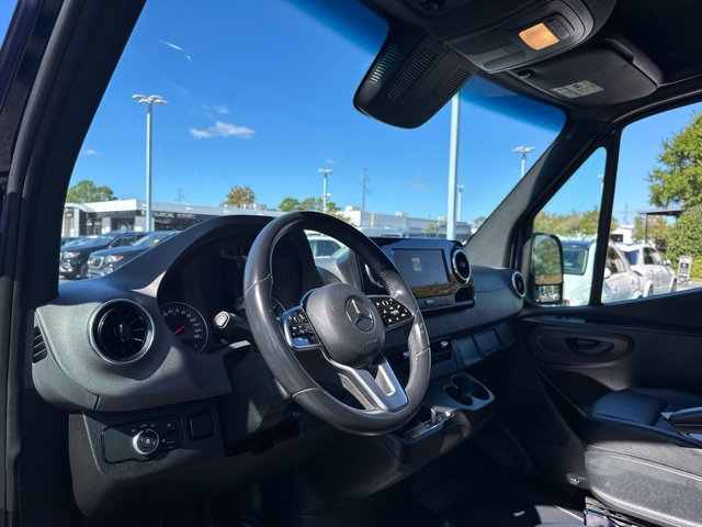 Used 2023 Mercedes-Benz Sprinter 2500 image 19