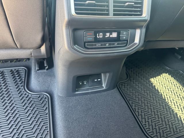 New 2026 Volkswagen Atlas SE FWD image 12