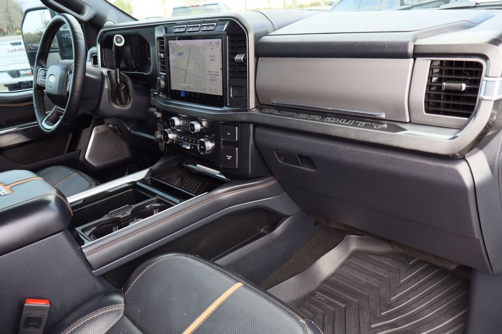 Used 2024 Ford F250 Platinum image 33