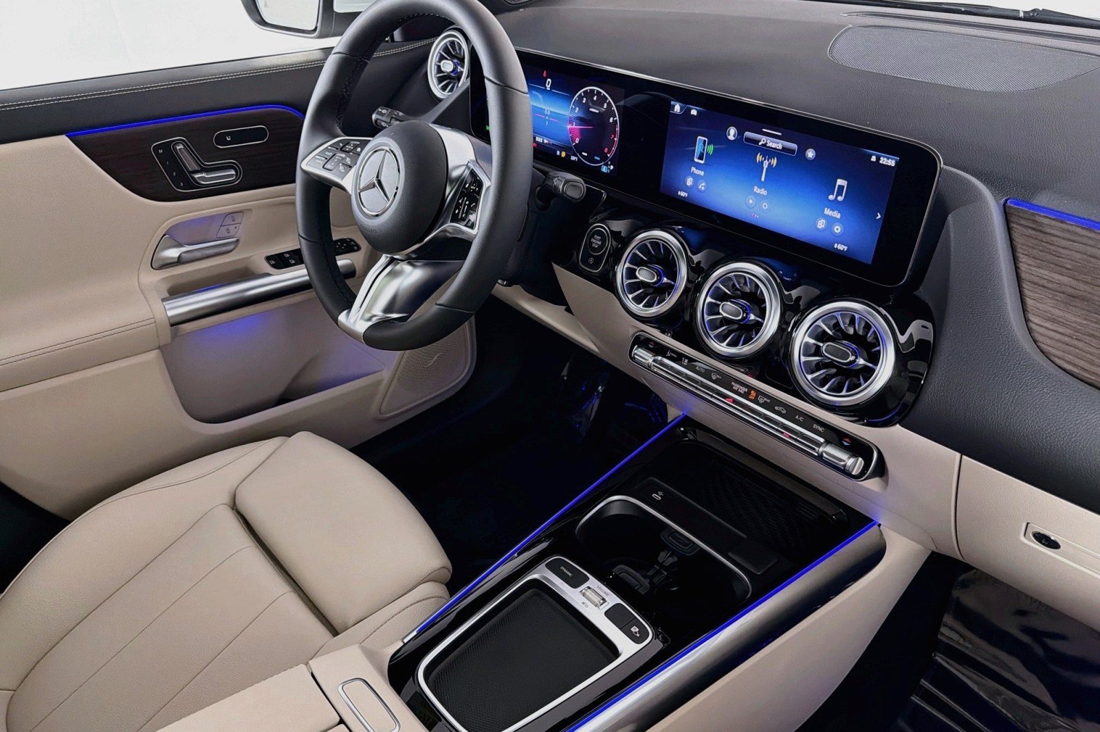 New 2026 Mercedes-Benz GLA 250 image 15
