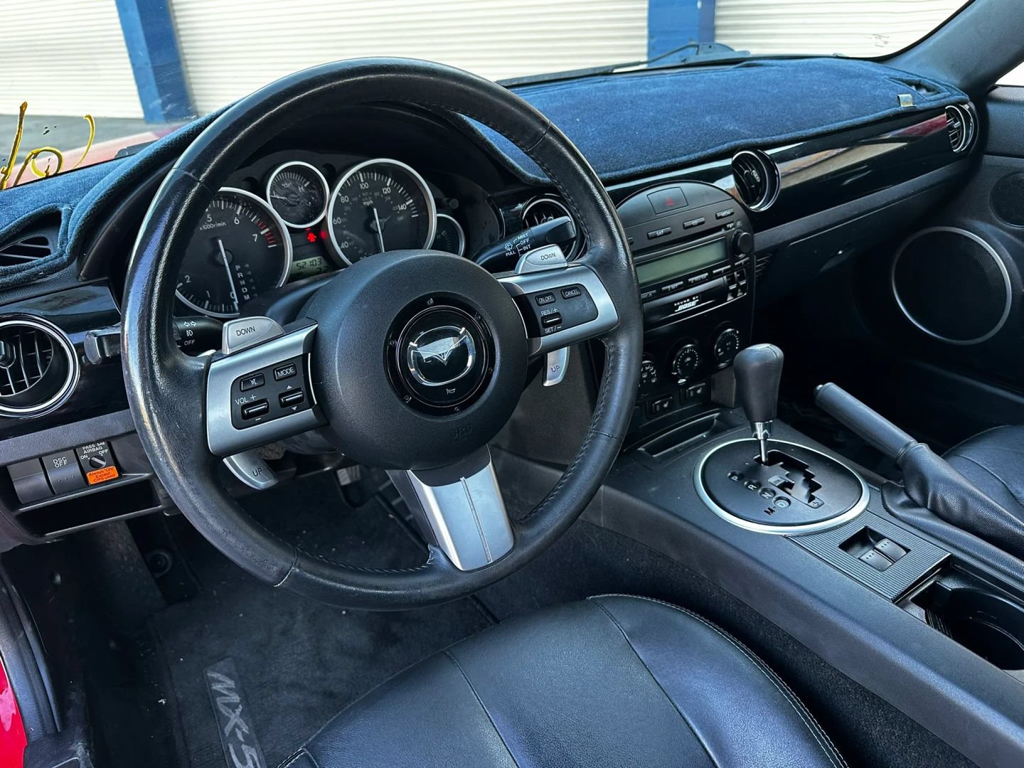 Used 2008 MAZDA MX-5 Miata Grand Touring w/ Premium Pkg RWD image 14