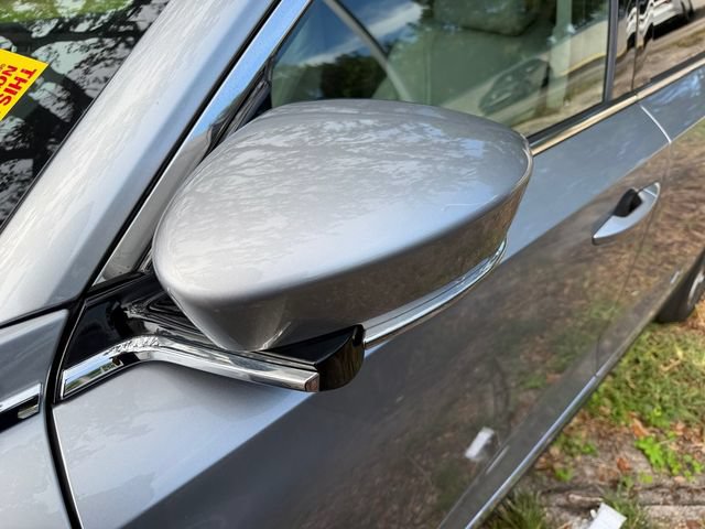 Used 2024 Acura MDX w/ Technology Package FWD image 15
