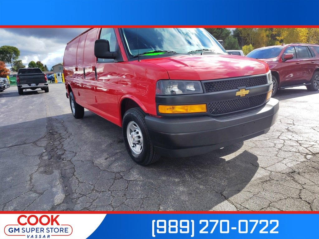 New 2025 Chevrolet Express 3500 Extended w/ Driver Convenience Package