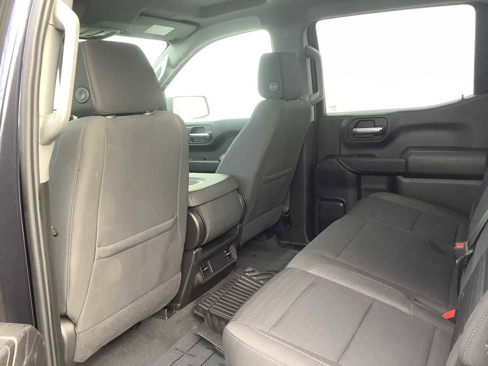 Used 2022 Chevrolet Silverado 1500 Custom image 12