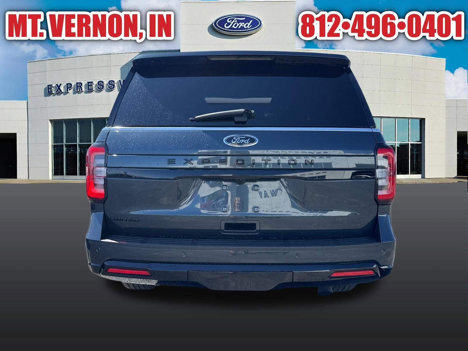 Used 2024 Ford Expedition Limited AWD/4WD image 5