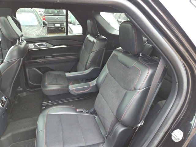 Certified 2025 Ford Explorer ST image 49