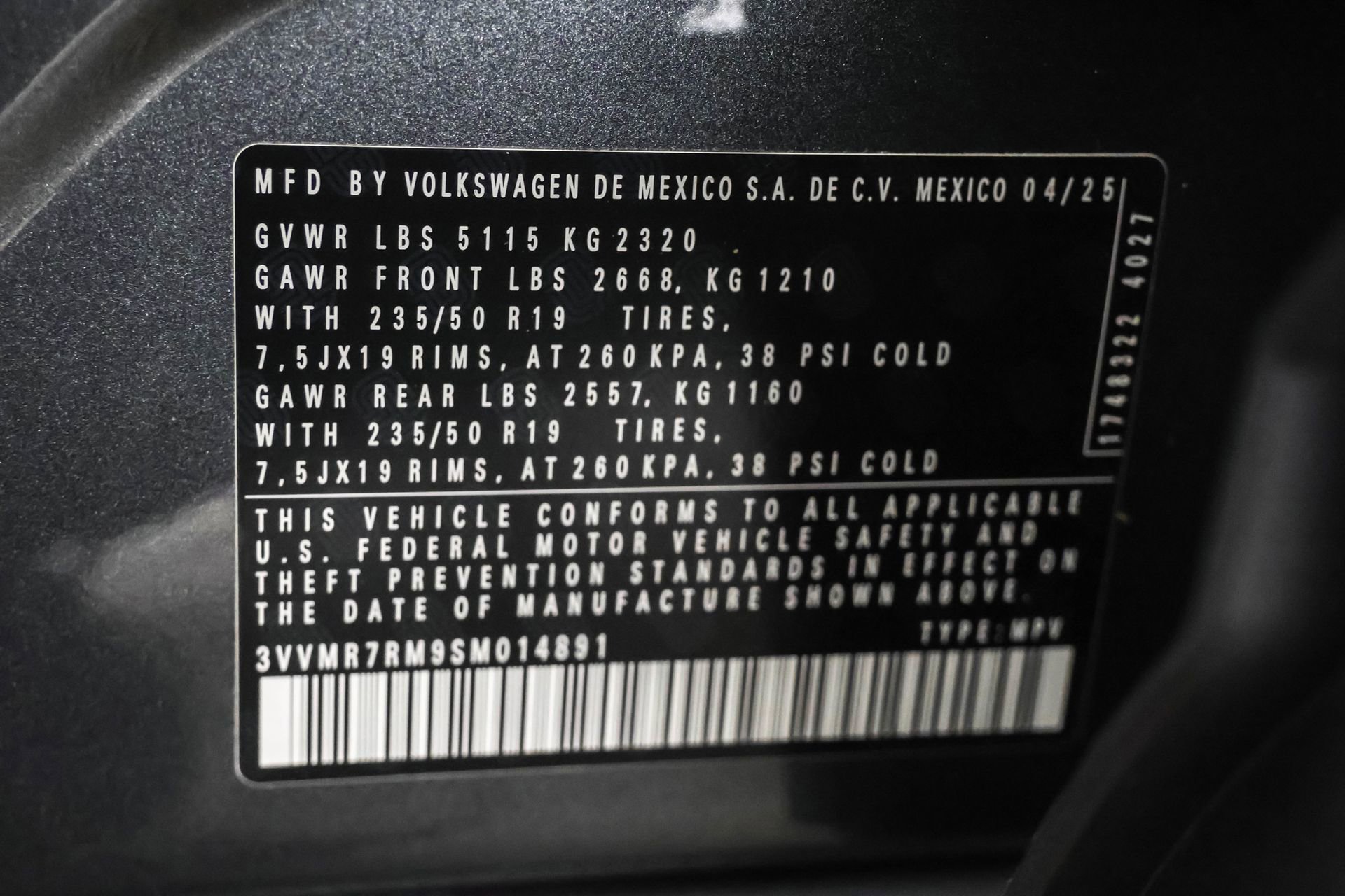 Used 2025 Volkswagen Tiguan SE w/ Panoramic Sunroof Package image 50