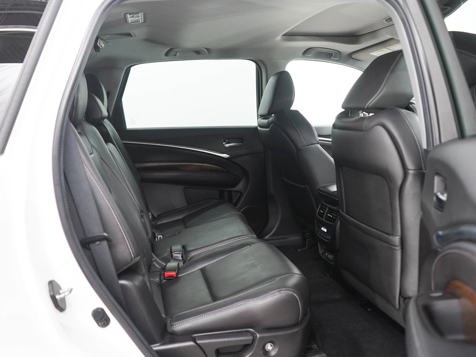 Used 2019 Acura MDX w/ Technology Package AWD/4WD image 12